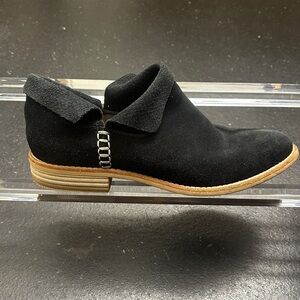 Clarks Edenvale Bella Black Suede Ankle Bootie